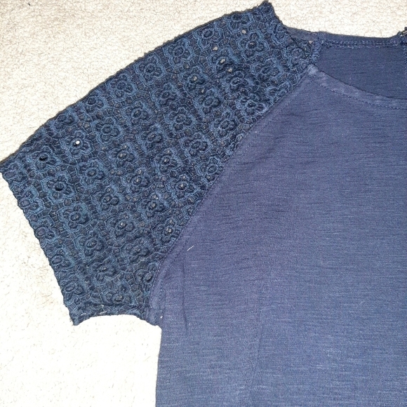 J Crew Short Sleeve Top with Lace Detail - Picture 3 of 10